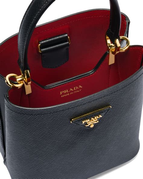 prada kleine tasche|Prada handtasche.